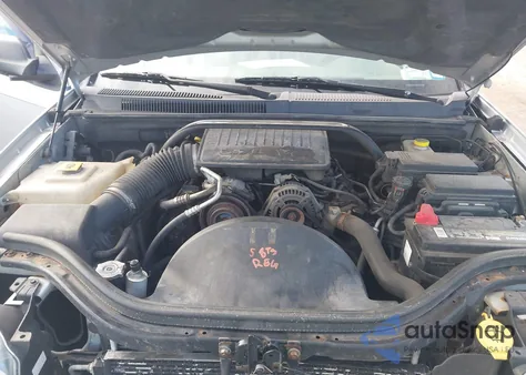 2010 Jeep Grand Cherokee Laredo z USA, uszkodzony, nr VIN 1J4PR4GK4AC133647